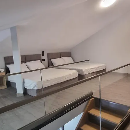 Vulkan Apartamento Paralía